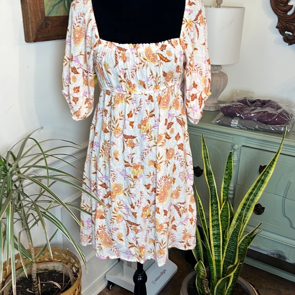 NWOT Billabong cream floral mini dress - Picture 6 of 12